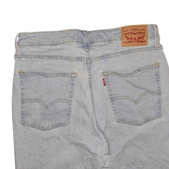 Levi Strauss Flare Jeans - Picture 4 of 7